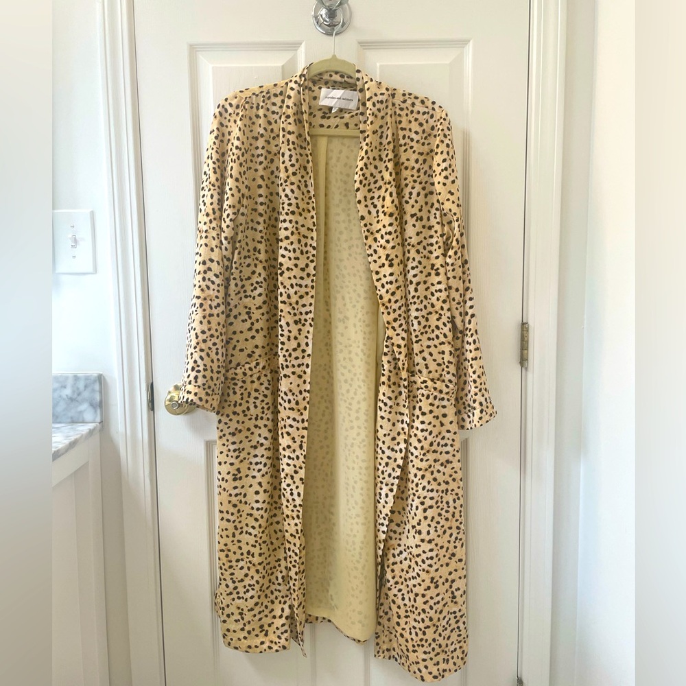 Leopard print duster